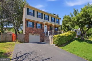 6079 PONHILL DR, Woodbridge, VA 22193