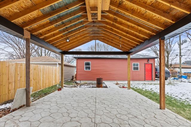 12531 S Honore Street, Calumet Park, IL 60827