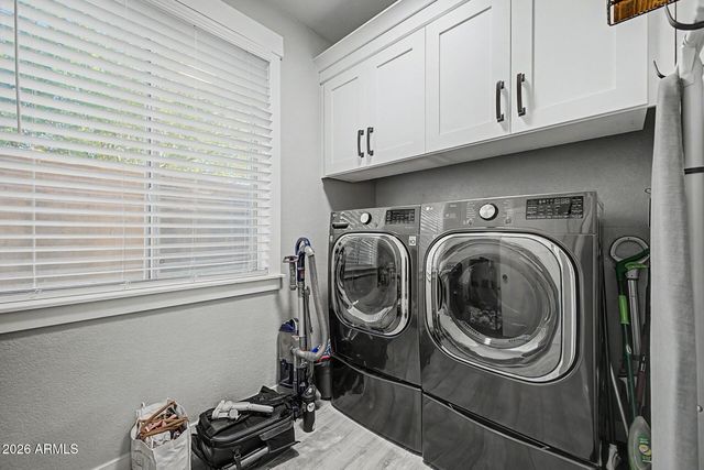 224 N STANLEY Place, Chandler, AZ 85226