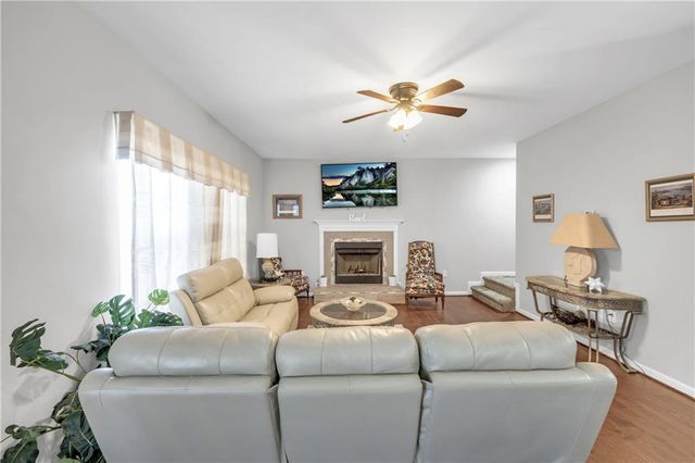 225 Benjamin Circle, Fayetteville, GA 30214