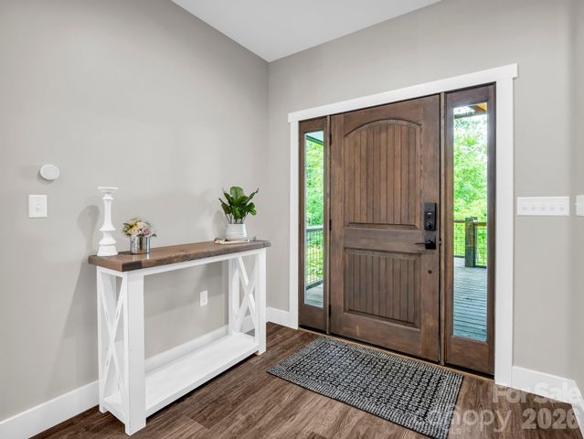 5717 Turnpike Road, Horse Shoe, NC 28742