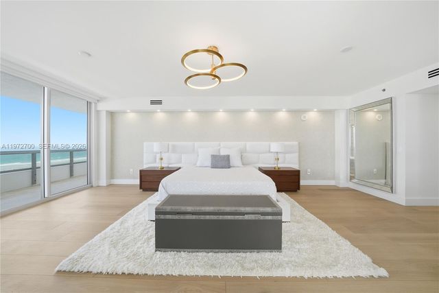 5801 Collins Avenue 700, Miami Beach, FL 33140