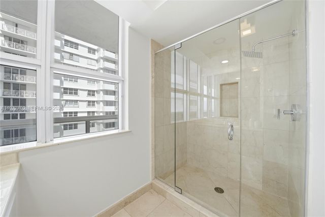 5801 Collins Avenue 700, Miami Beach, FL 33140