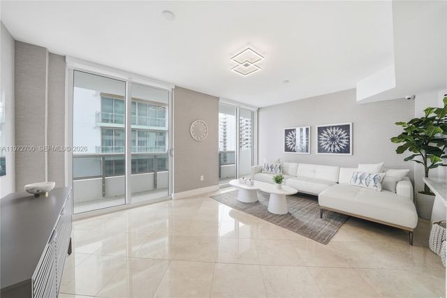 5801 Collins Avenue 700, Miami Beach, FL 33140