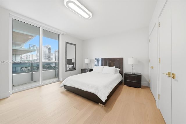 5801 Collins Avenue 700, Miami Beach, FL 33140