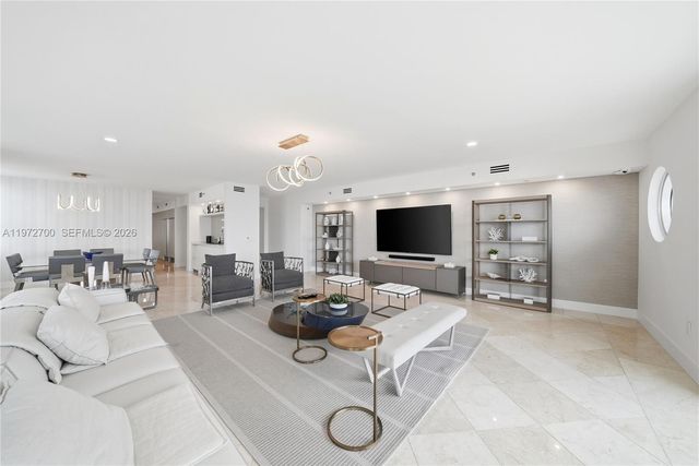 5801 Collins Avenue 700, Miami Beach, FL 33140