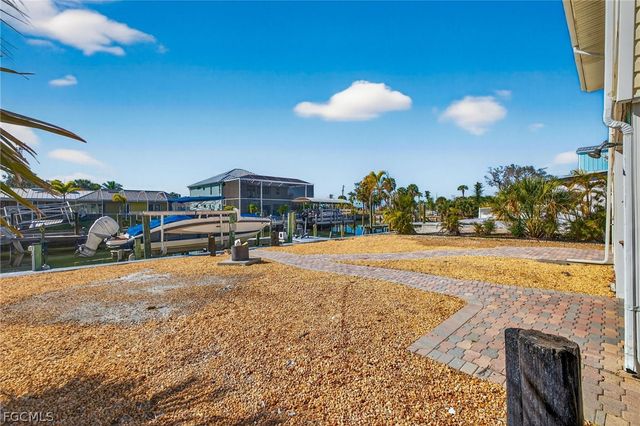 230 Donora BLVD, Fort Myers Beach, FL 33931