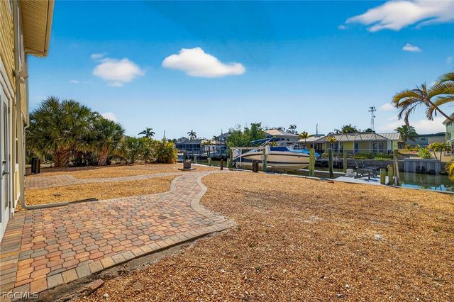 230 Donora BLVD, Fort Myers Beach, FL 33931