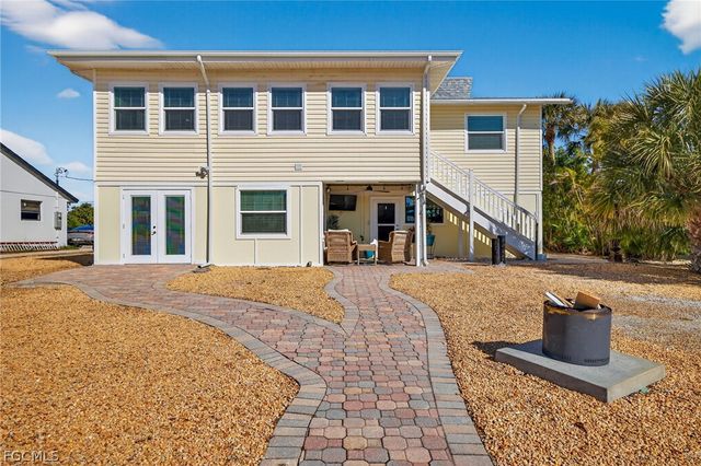 230 Donora BLVD, Fort Myers Beach, FL 33931