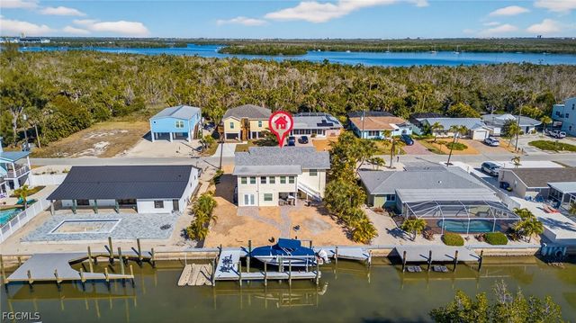 230 Donora BLVD, Fort Myers Beach, FL 33931