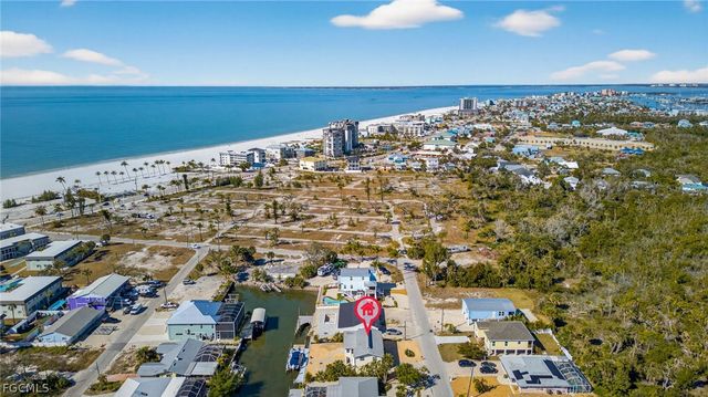 230 Donora BLVD, Fort Myers Beach, FL 33931