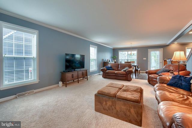 3265 LONGVIEW RD, Mechanicsburg, PA 17055
