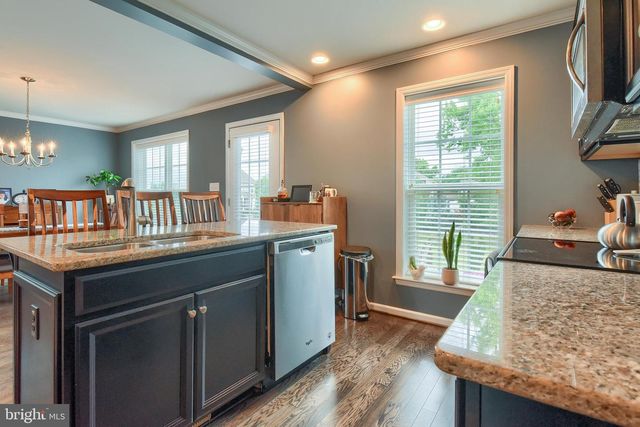 3265 LONGVIEW RD, Mechanicsburg, PA 17055