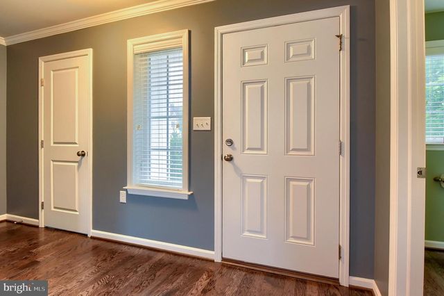 3265 LONGVIEW RD, Mechanicsburg, PA 17055