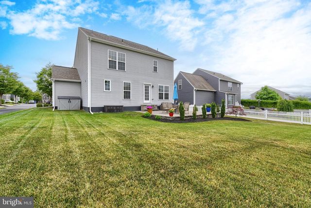 3265 LONGVIEW RD, Mechanicsburg, PA 17055