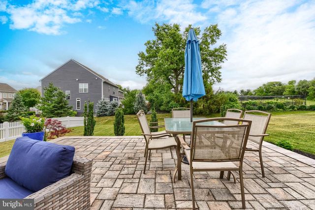 3265 LONGVIEW RD, Mechanicsburg, PA 17055