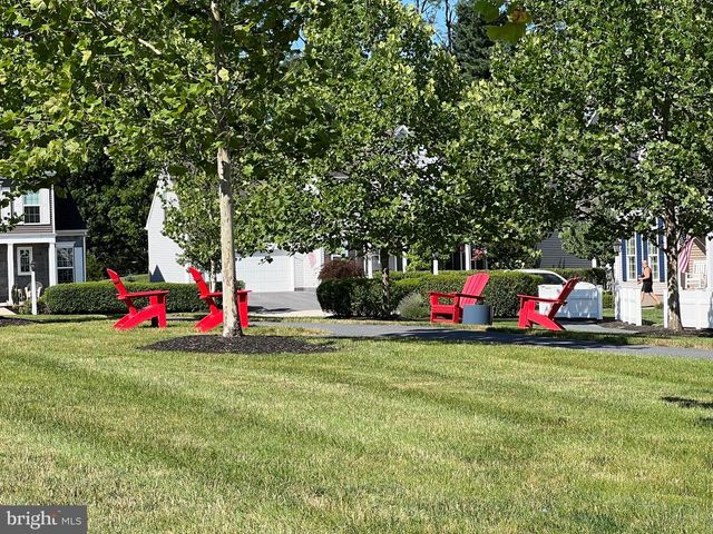 3265 LONGVIEW RD, Mechanicsburg, PA 17055