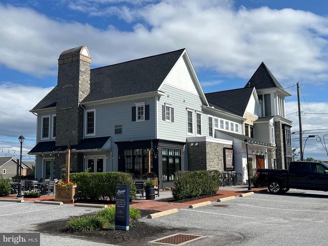 3265 LONGVIEW RD, Mechanicsburg, PA 17055