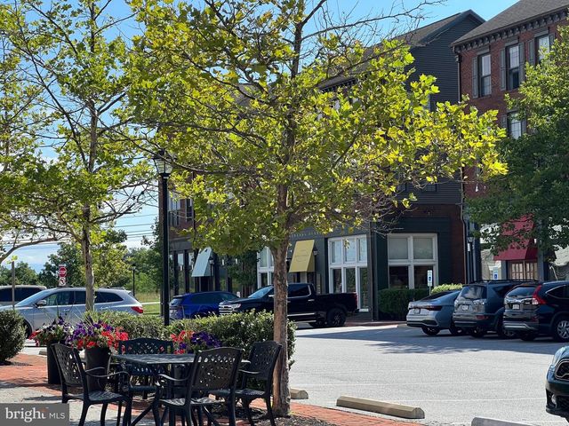 3265 LONGVIEW RD, Mechanicsburg, PA 17055