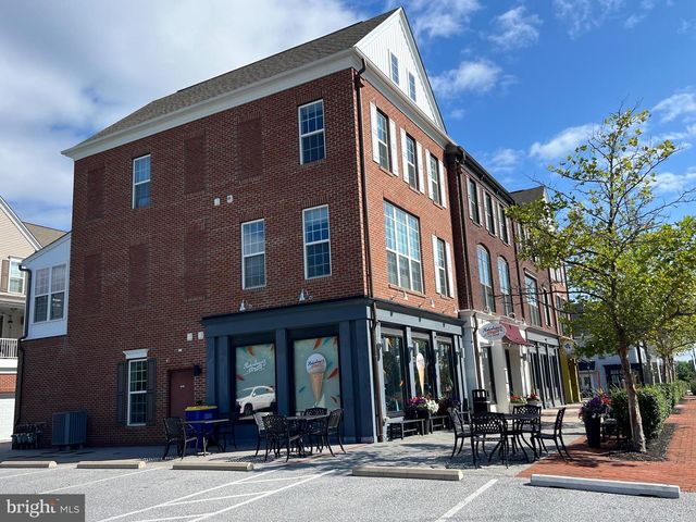 3265 LONGVIEW RD, Mechanicsburg, PA 17055