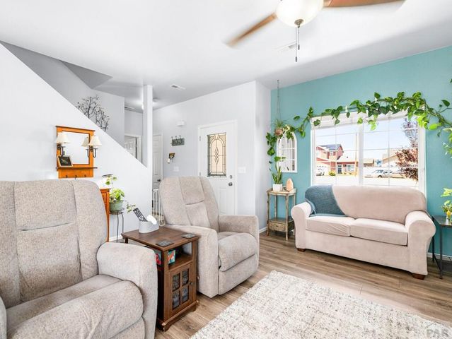 2004 ONeal Pl, Pueblo, CO 81004