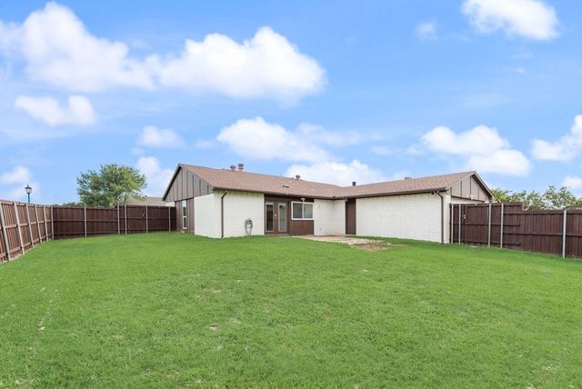 5720 Treese Street, The Colony, TX 75056