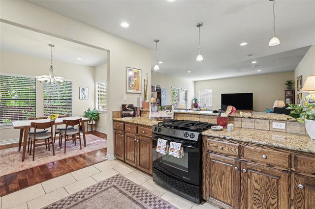 4704 Milburn LN A, Austin, TX 78702