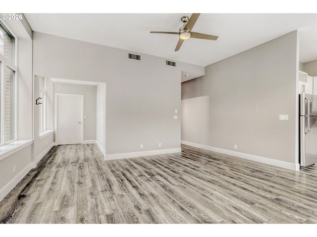 618 Nw 12TH Ave 201, Portland, OR 97209