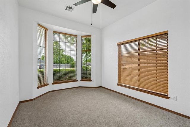 805 SE 35th Street, Moore, OK 73160