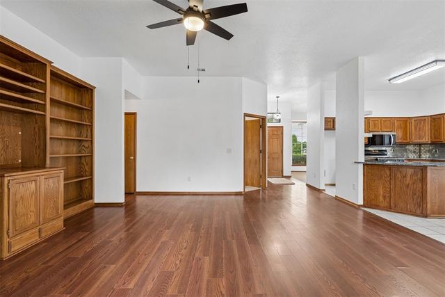 805 SE 35th Street, Moore, OK 73160