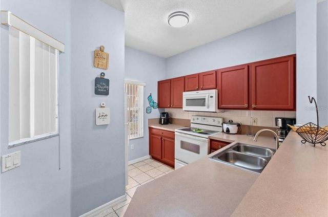 1017 PARK RIDGE CIRCLE, Kissimmee, FL 34746