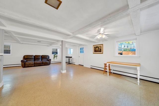 26 Beach St, Malden, MA 02148