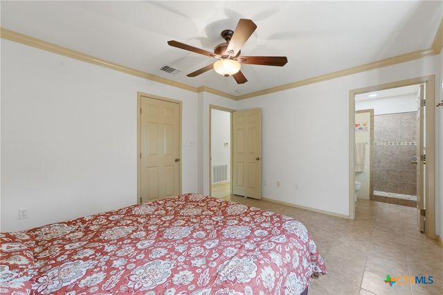 529 Guerra Lane, Gonzales, TX 78629