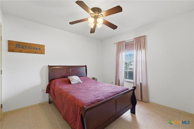 529 Guerra Lane, Gonzales, TX 78629
