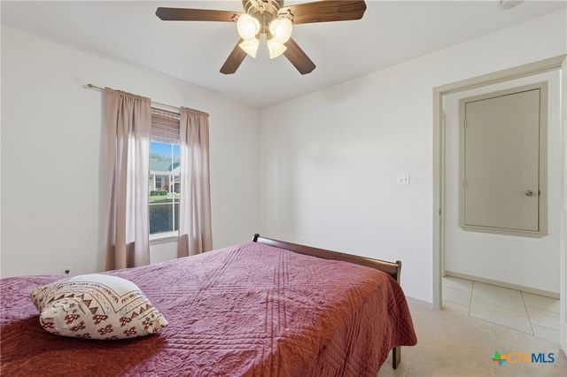 529 Guerra Lane, Gonzales, TX 78629