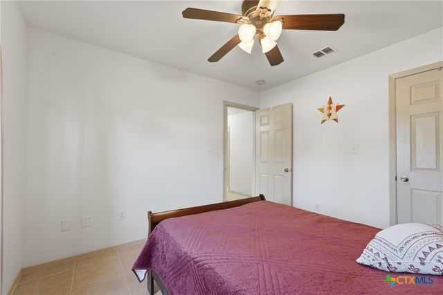 529 Guerra Lane, Gonzales, TX 78629