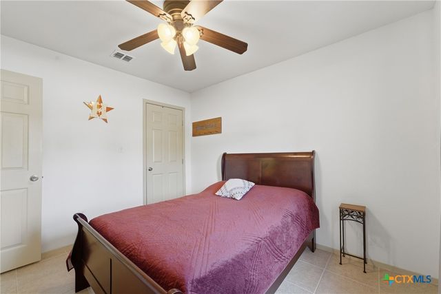 529 Guerra Lane, Gonzales, TX 78629
