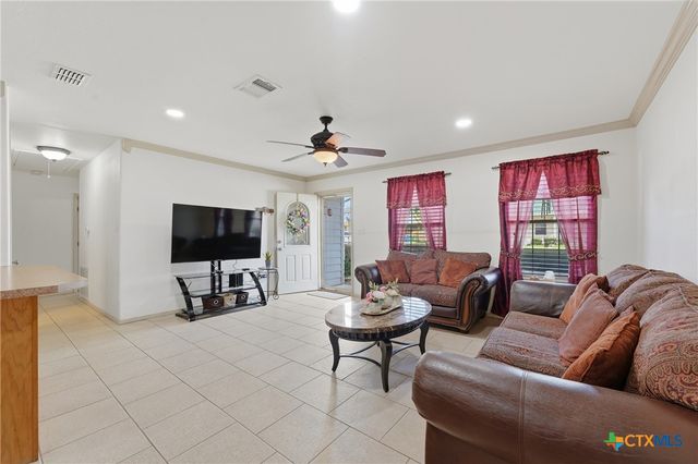 529 Guerra Lane, Gonzales, TX 78629