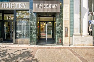 1755 Broadway 23, Oakland, CA 94612