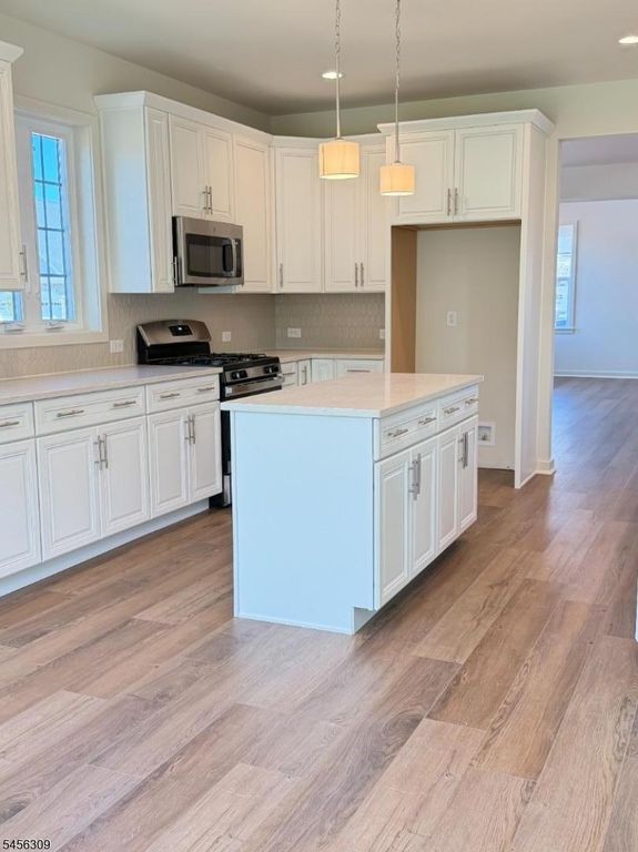 12 Spratt Ct, Hillsborough Twp., NJ 08844 — photo 4