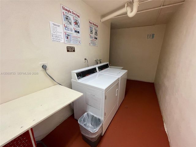 9423 S Hollybrook Lake Drive 203, Pembroke Pines, FL 33025