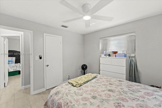 620 SW 10th St 1, Fort Lauderdale, FL 33315