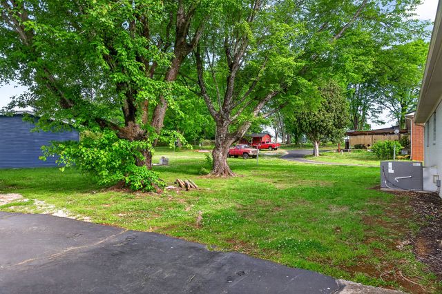 1003 Faulkner Springs Rd, Mcminnville, TN 37110