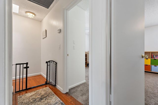 1007 Raintree Lane, Palm Beach Gardens, FL 33410