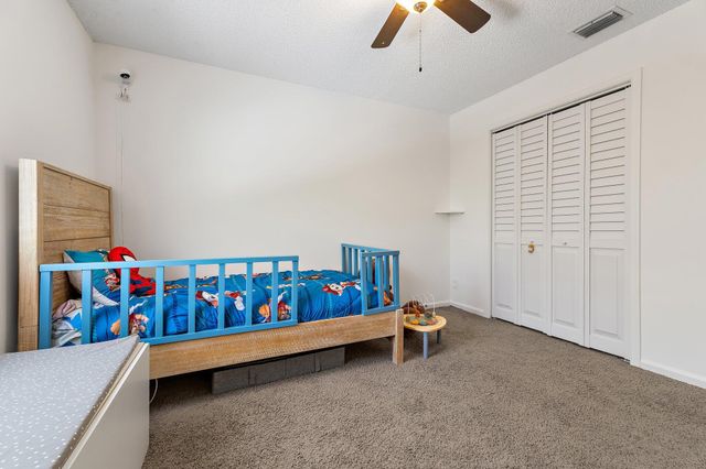 1007 Raintree Lane, Palm Beach Gardens, FL 33410