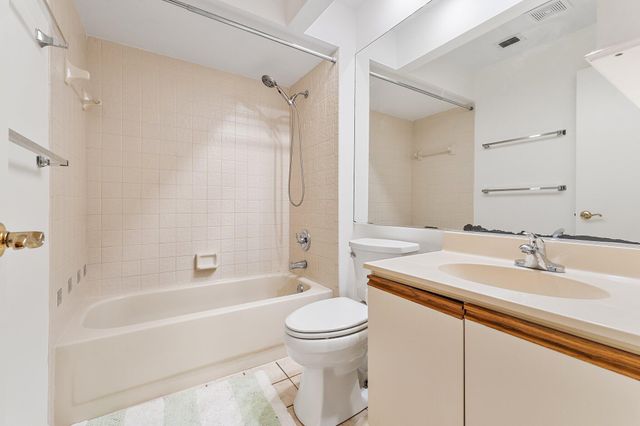 1007 Raintree Lane, Palm Beach Gardens, FL 33410