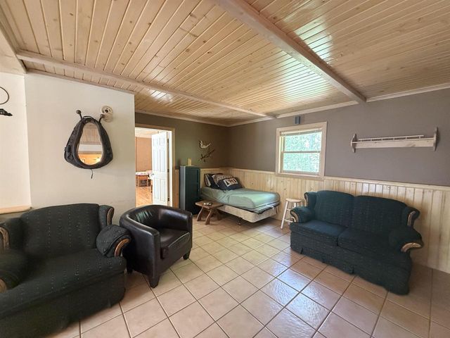 2242 W 15th Avenue, Adams, WI 53910
