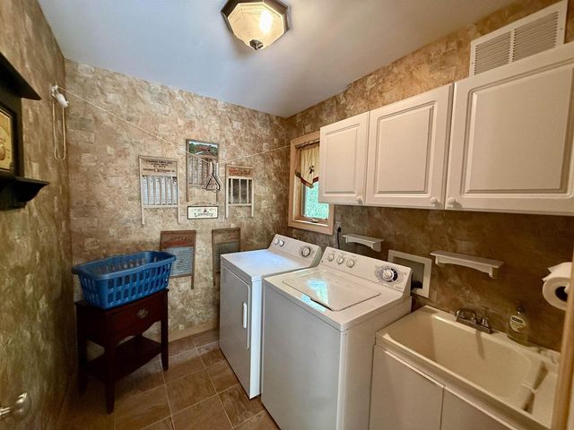 2242 W 15th Avenue, Adams, WI 53910