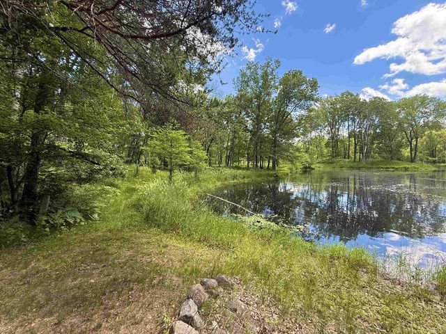 2242 W 15th Avenue, Adams, WI 53910