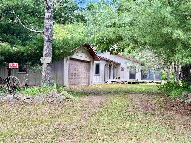 2242 W 15th Avenue, Adams, WI 53910